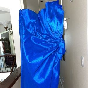 Blue strapless Party dress